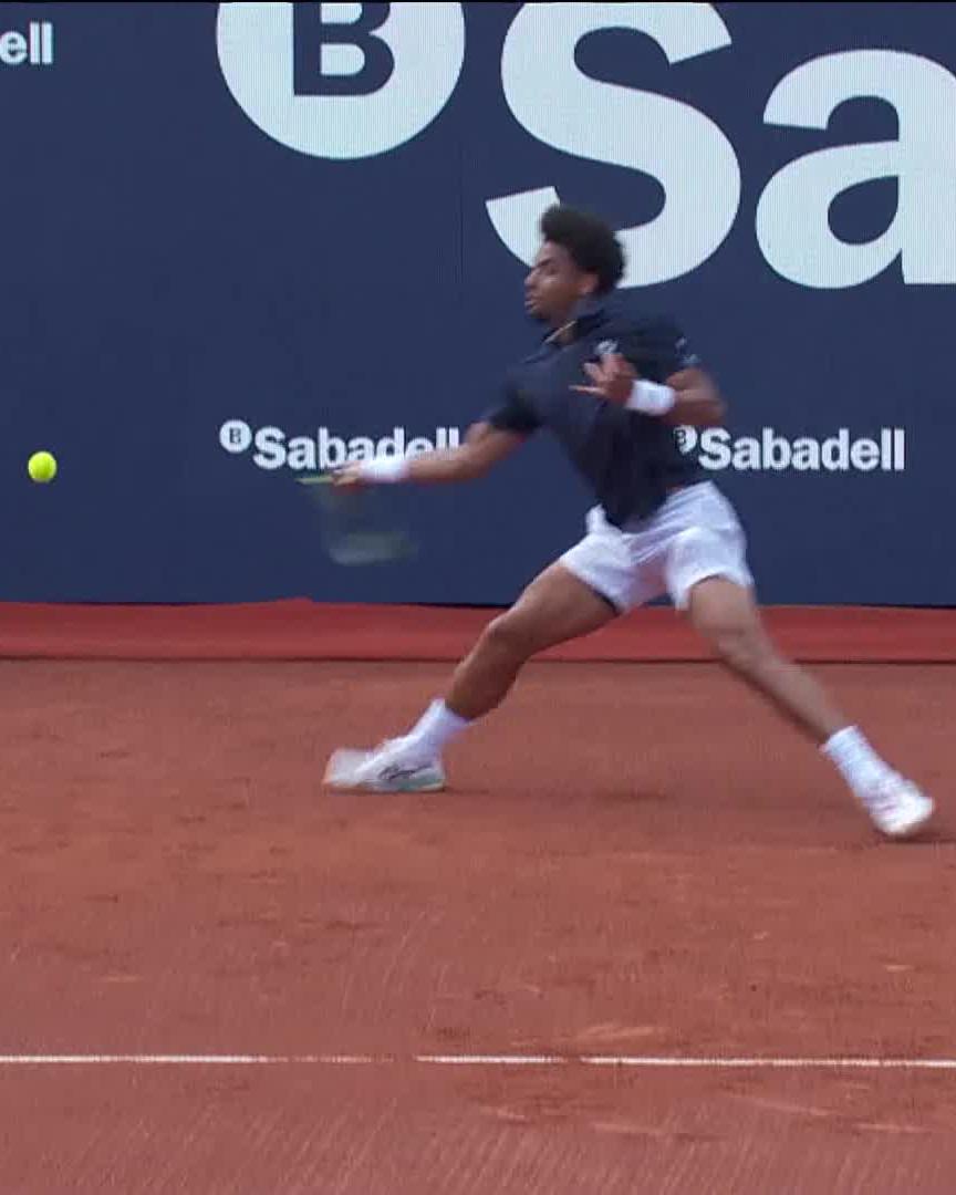 Fils from downtown 🔥 Arthur Fils #BCNOpenBS