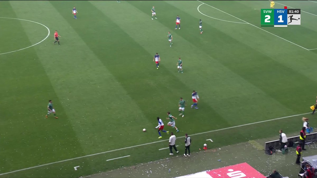 Hรคtte es hier Rot geben mรผssen? ๐ค ๐ Die Bundesliga LIVE auf SKY SPORT ๐บ๐ฑ๐ฅ๏ธ #skybundesliga #bundesliga #svwhsv