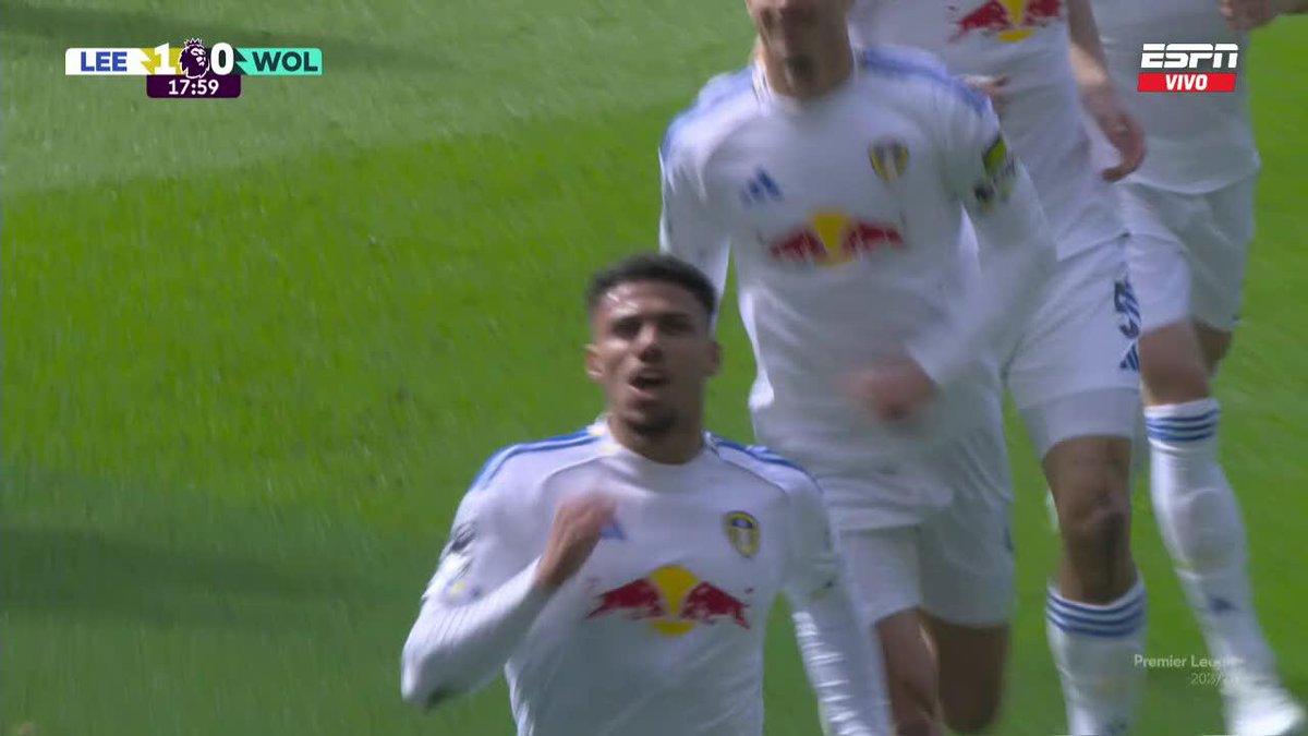 😮‍💨🏴󠁧󠁢󠁥󠁮󠁧󠁿 POR FAVOR, EL GOLAZO DE CHILENA DE JAMES JUSTIN PARA LEEDS.