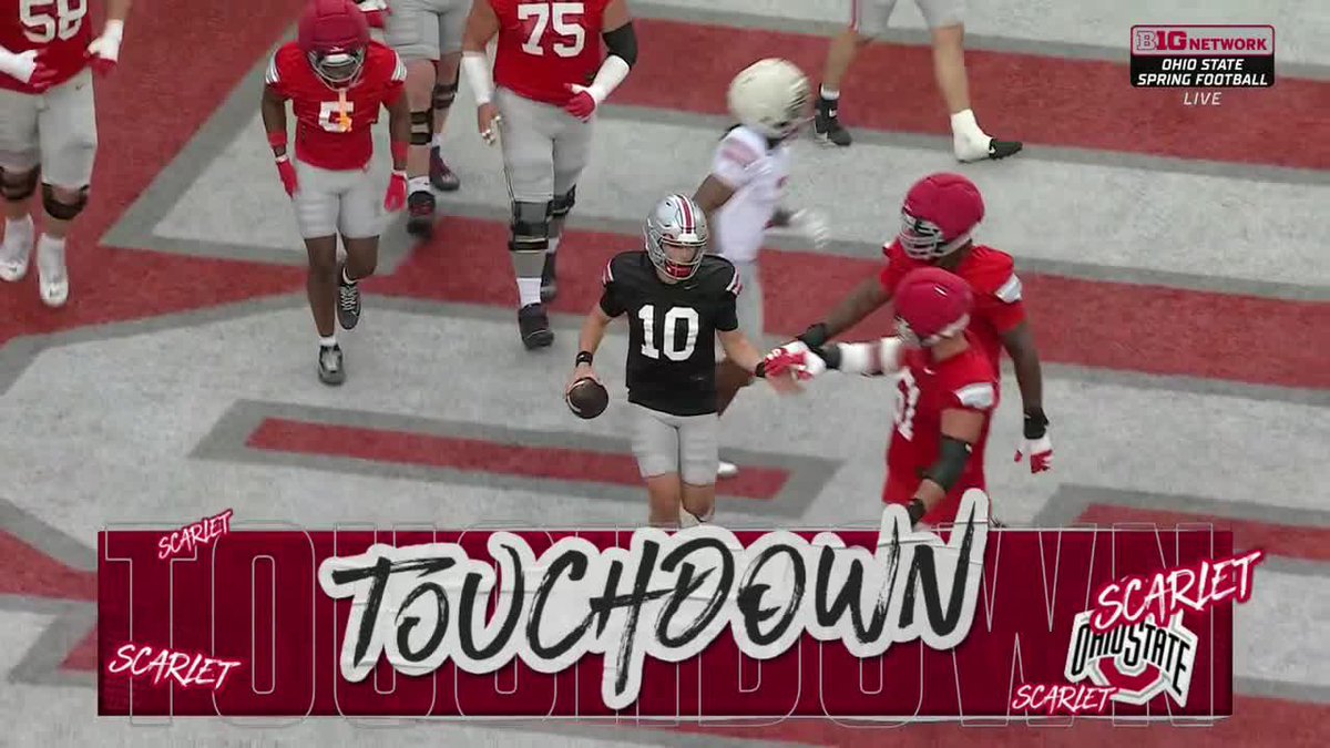 Julian Sayin showed off his legs for the first touchdown of the game 👀