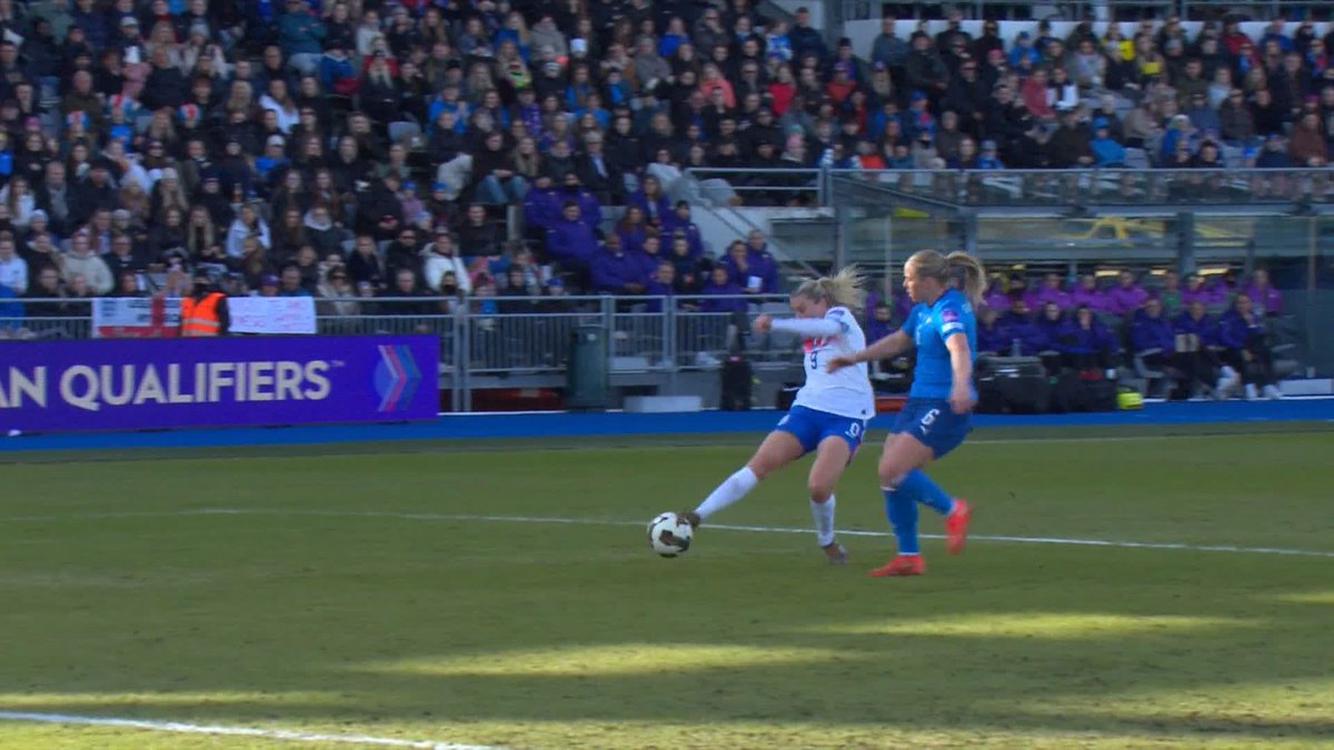 Advantage ENGLAND! 🏴⚽️ Lauren Hemp's assist 🔥 Alessia Russo's finish 💥 Lionesses