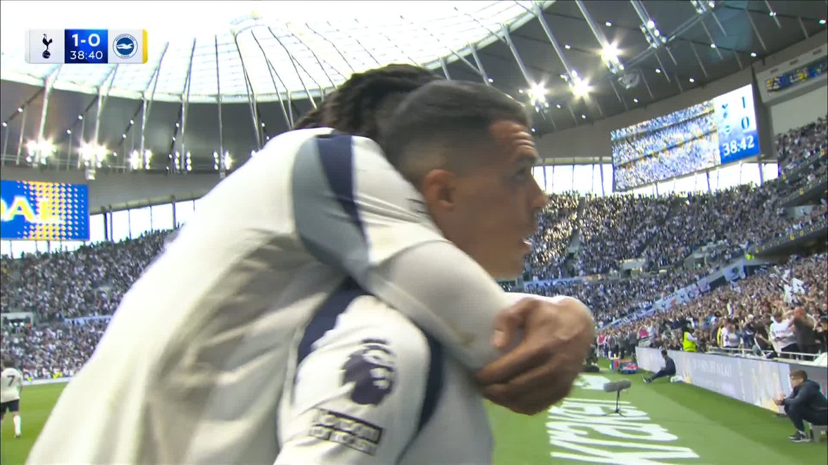 Pedro Porro with a BIG goal for Spurs! ⚪️