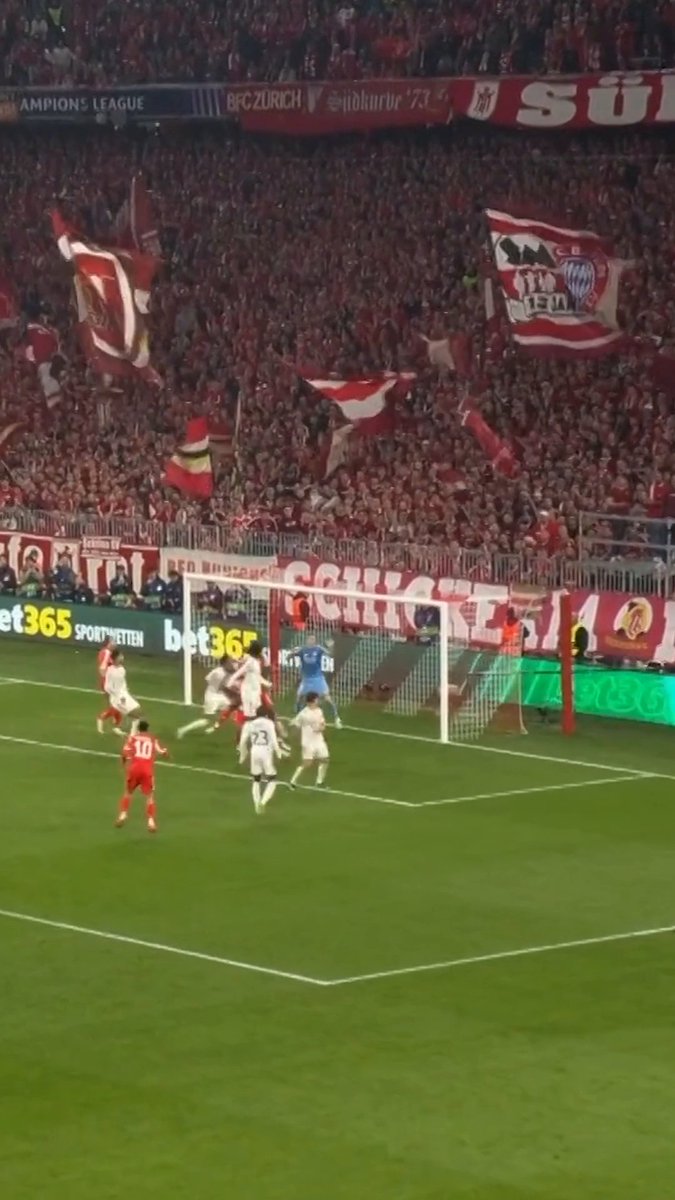 🍿 Olise, fuera de serie 👏 #UCL | FC Bayern München Español