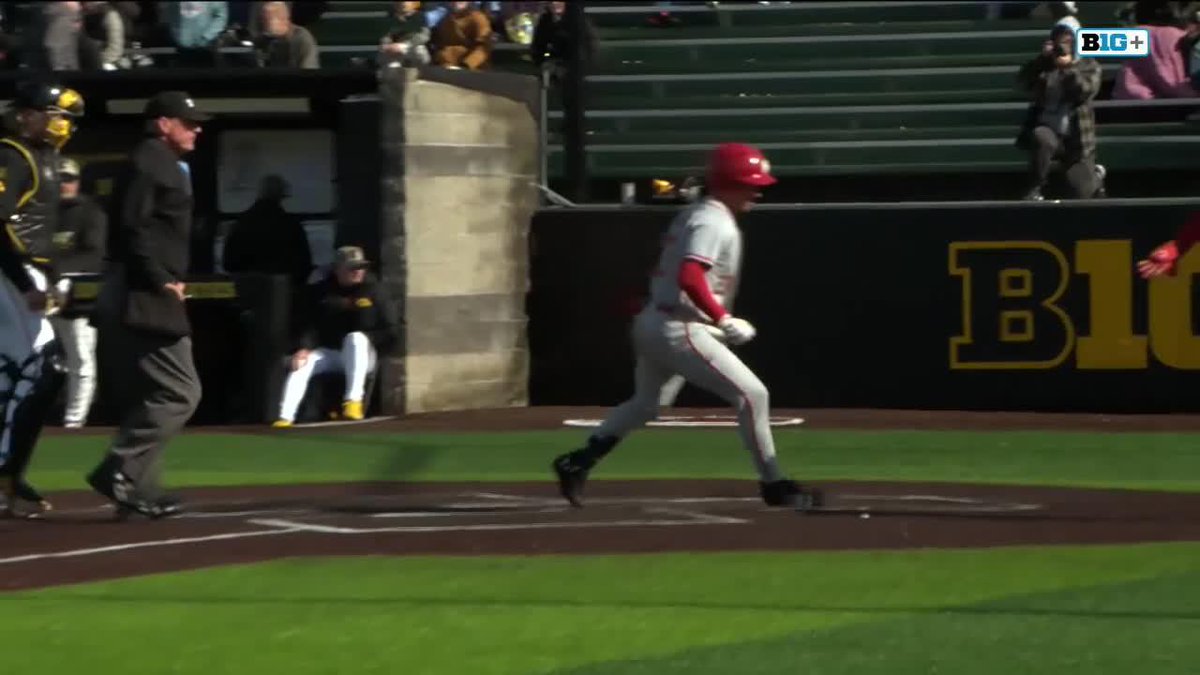 THE FRESHMAN GOES FIRST PITCH CRUSHING‼️ Third homer of Bud's career 🐢💥 #DirtyTerps