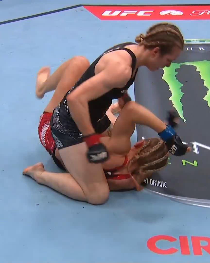 QUITE THE ENDING FOR MELISSA CRODEN 😤 This one goes to a decision! [ #UFCWinnipeg | LIVE on @ParamountPlus ]