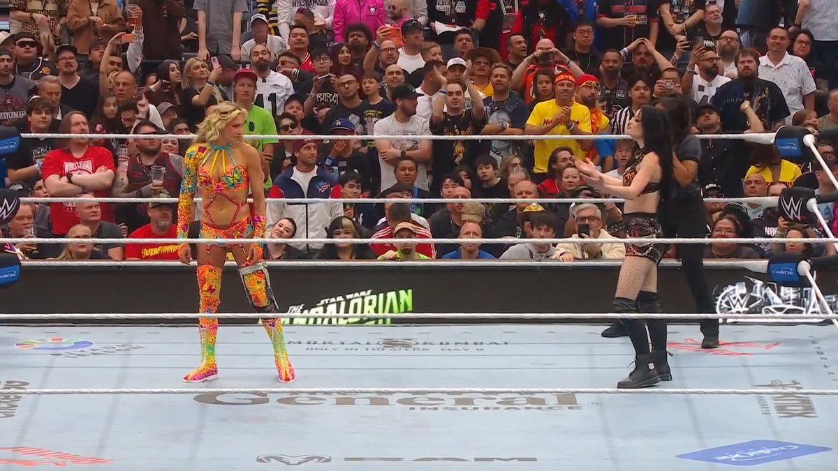 Two rEVOLUTIONary Women in WWE!! 🫡 Stream #WrestleMania LIVE RIGHT NOW on the ESPN app! ➡️