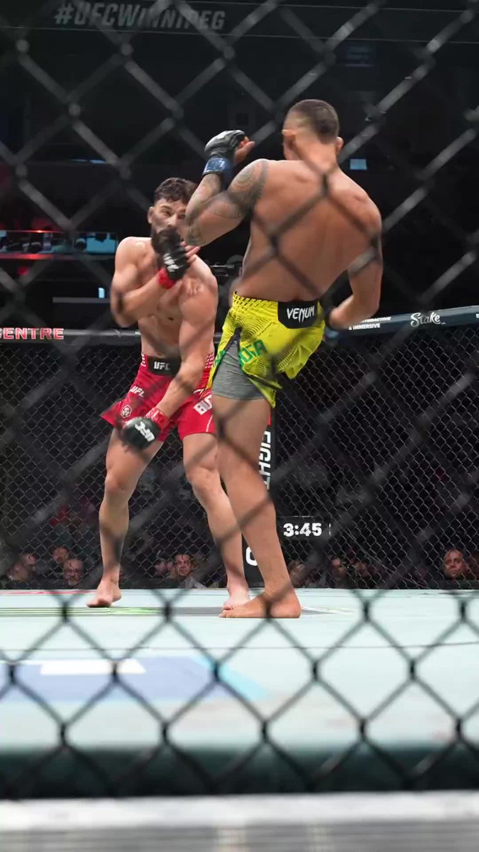 LEFT HOOK HITS HOME 🏠 Marcio Barbosa is UNREAL in the Octagon! [ #UFCWinnipeg | LIVE on @ParamountPlus ]