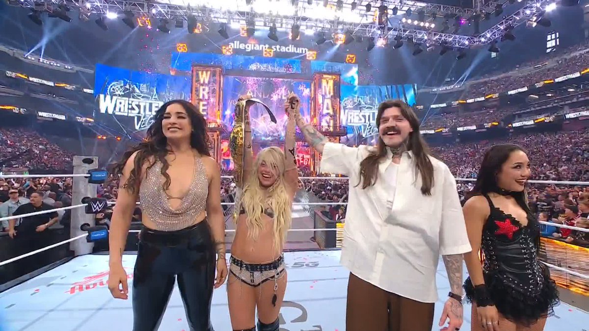 What a moment for LIV Morgan 🏆 #WrestleMania