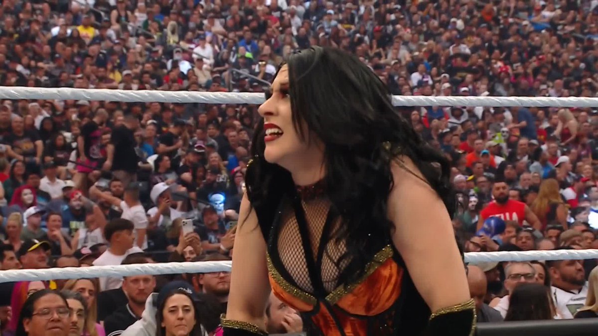 Liv Morgan recibió su propio movimiento 😱 #WrestleMania