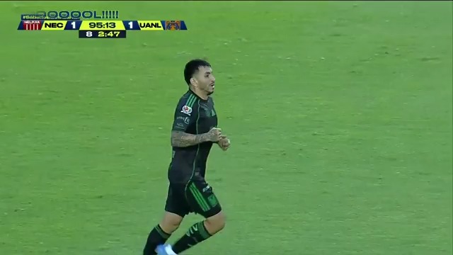 Gran jugada de 'Factor' por la banda, Aguirre para Correa y al fondo. 💪🏼