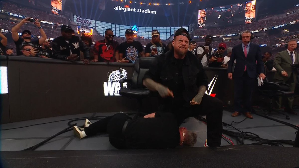 ELBOW THROUGH THE TABLE 💪 Jelly Roll takes out Pat McAfee! Stream #WrestleMania LIVE RIGHT NOW on the @ESPN app! ➡️
