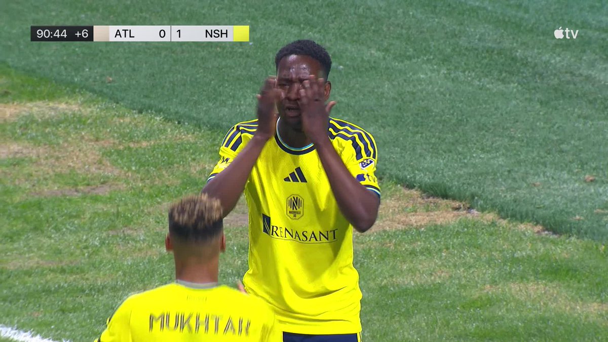 Nashville breakaway! 💨 Shak Mohammed secures his first MLS goal.