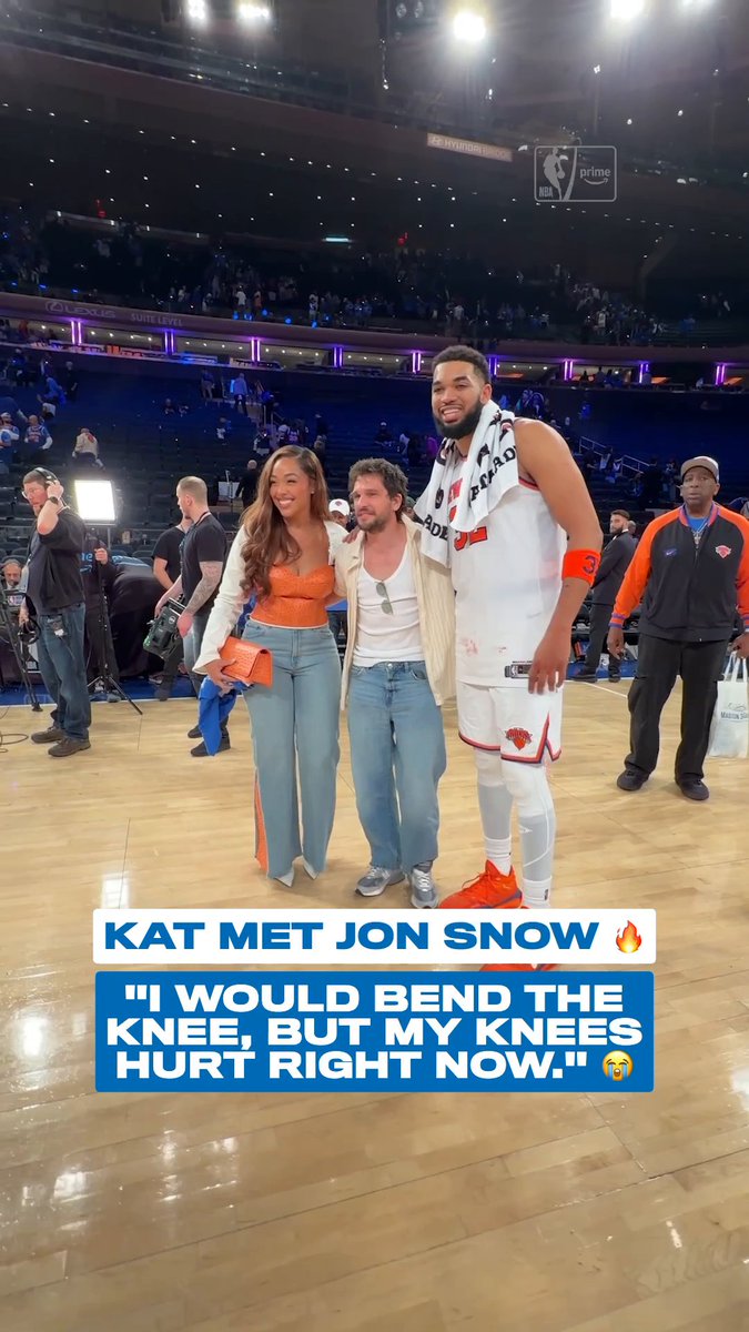 KAT 🤝 King of the North Towns was so hyped meeting Kit Harington postgame at the Garden 🐺