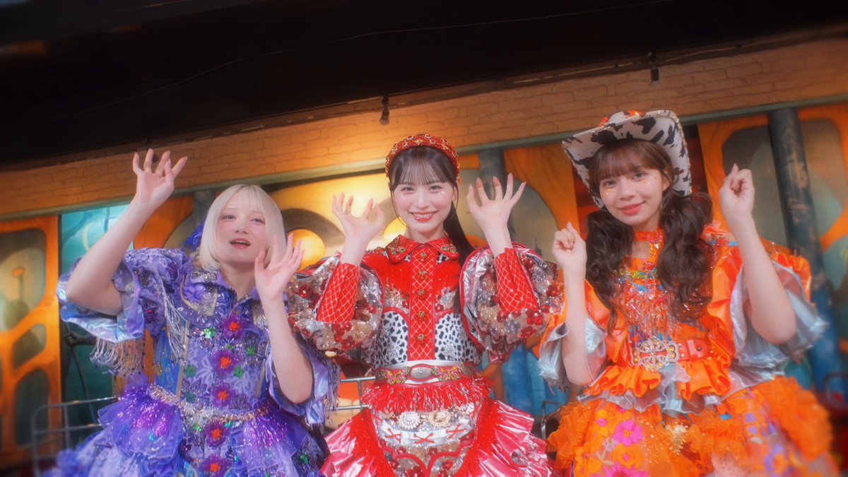 【 😱スリラーカーに乗ってみた😱 】 3人で怖がってきました...😐 この怖さ実感しに来てください...絶対に...👻 🧡南なつ ♥️立花琴未 💜宮野静 🍬🎠 CANDY TUNE × 浅草 花やしき 🎠🍬 🎢🎠⋆˳˙ *⸜ 𓊆 浅草 飴やしき 𓊇 ⸝* ˙˳⋆🎠🎢 📣GWに期間限定で開催❗️🗯️ 🎪開催期間：5/1(金)〜5/8(金) 🎟️チケットご購入はこちら #CANDYTUNE #きゃんちゅー