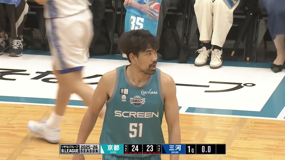 第1Qラストを飾るのはベテランシューター💥 京都#51 古川がB1通算5,000得点達成! 古川 孝敏 京都ハンナリーズ 📡バスケットLIVEで生配信中 #Bリーグ #りそなグループ