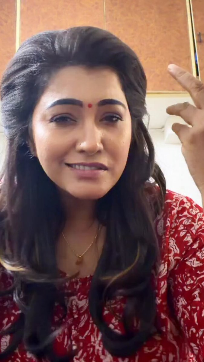 Television actress Banu supports thalapathy.. #voteforwhistle