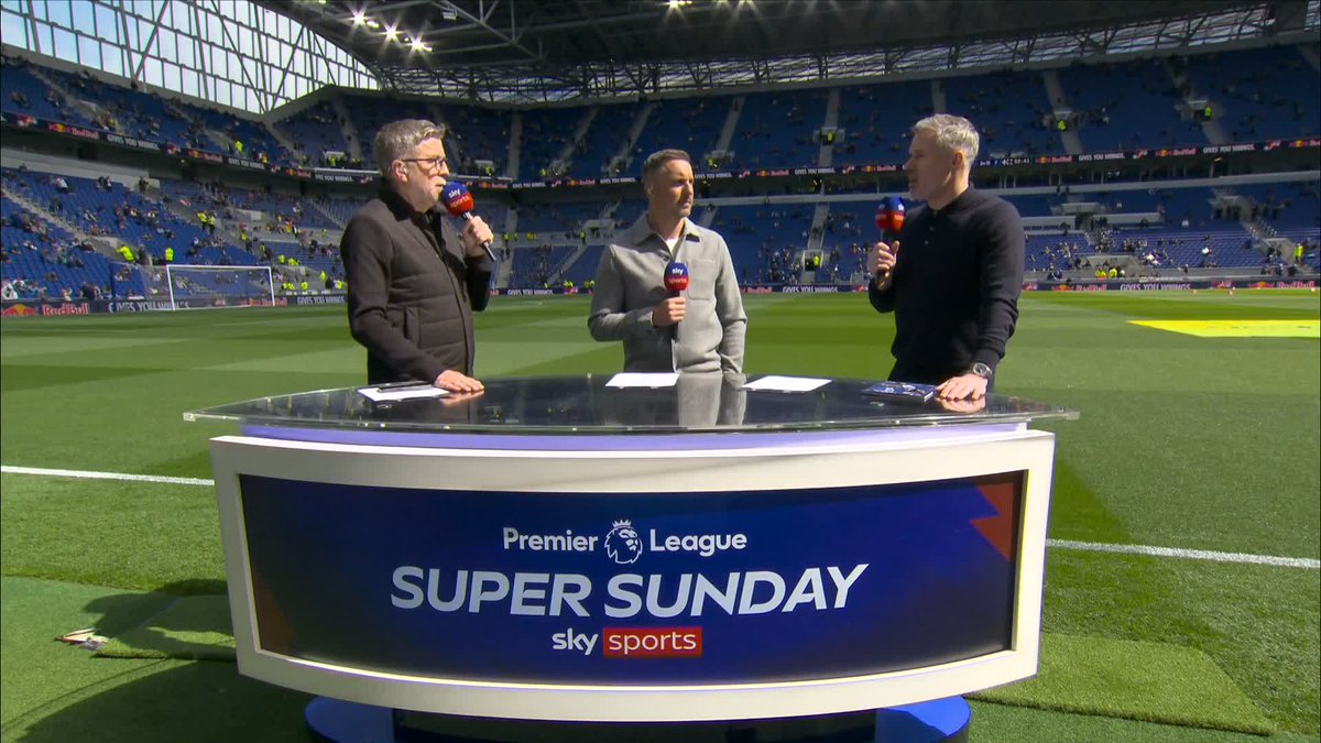 Jamie Carragher says the fixture schedule is normal for Liverpool and not an excuse for their form this season 🗣️