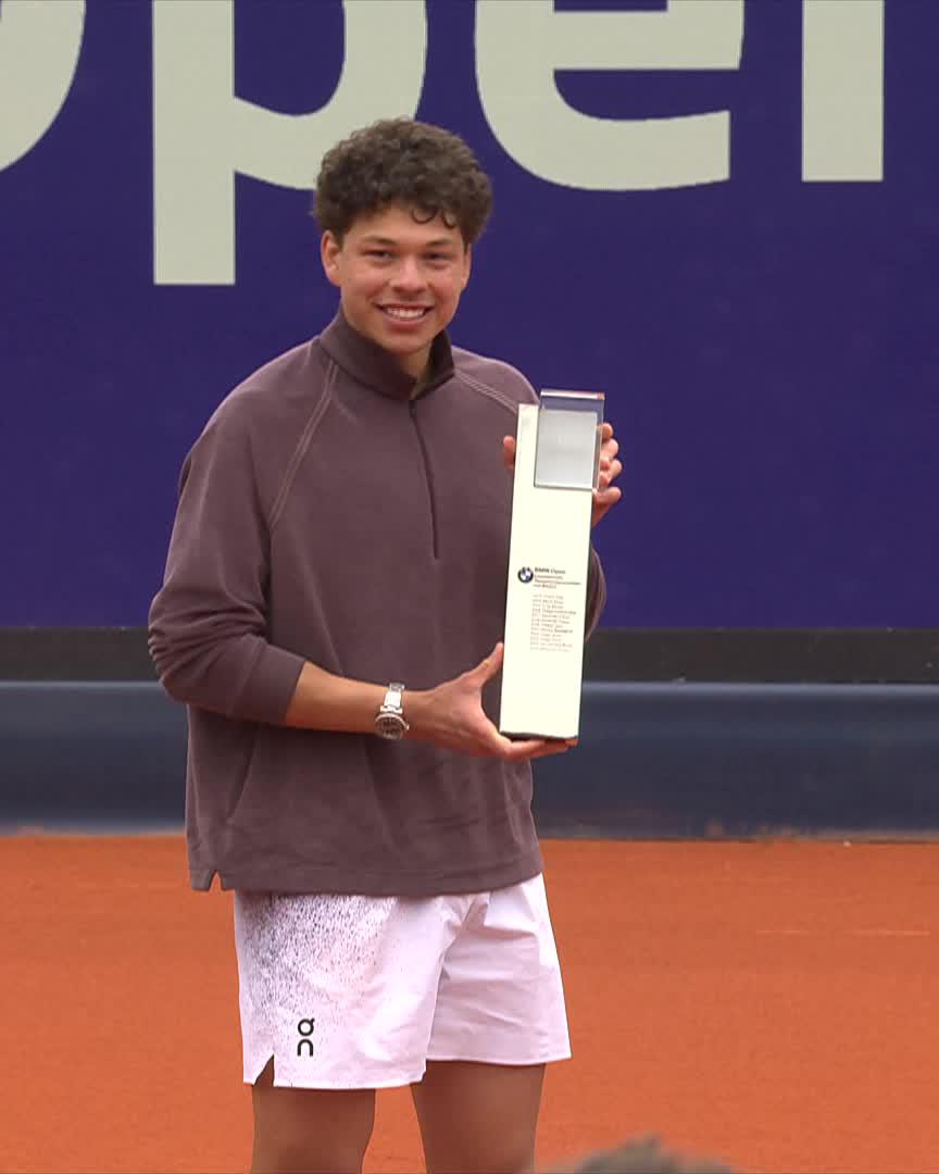 A first European clay title for Ben Shelton 🙌 A great start to his clay season 🏆 #bmwopenbybitpanda