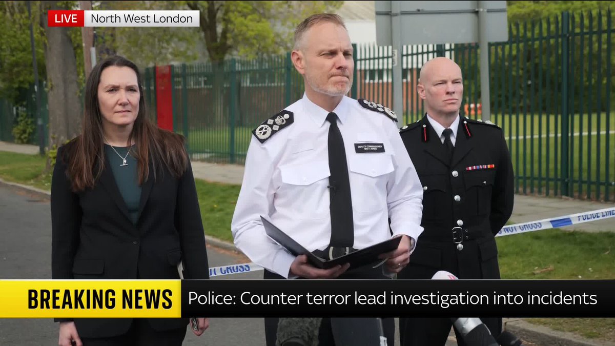 A Met spokesperson warns "thugs for hire" against taking cash to commit acts of intimidation on behalf of others. Counter-terror police are considering whether Iran is recruiting people to commit crimes in London, after attempted arson attacks against the Jewish community.