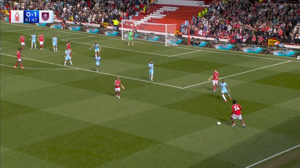 "There is the moment for Nottingham Forest!" Morgan Gibbs-White hits it home! 🔥