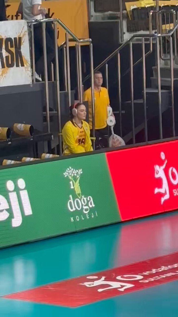 Kaptan maça hazırlanıyor. 🔕