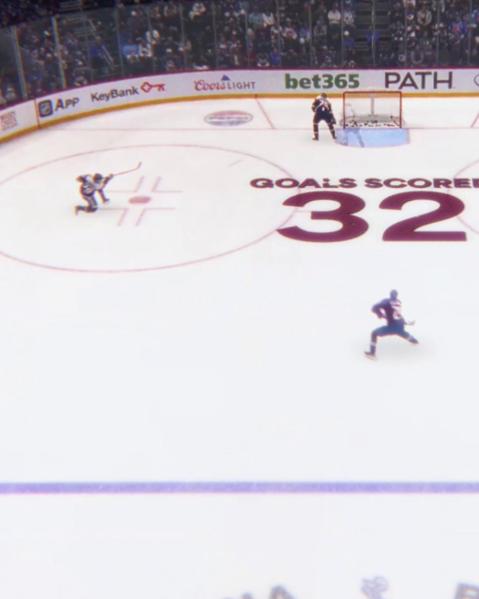 Making a MacKinnon montage where he’s just scoring on an empty net is hilarious 😂 #GoAvsGo