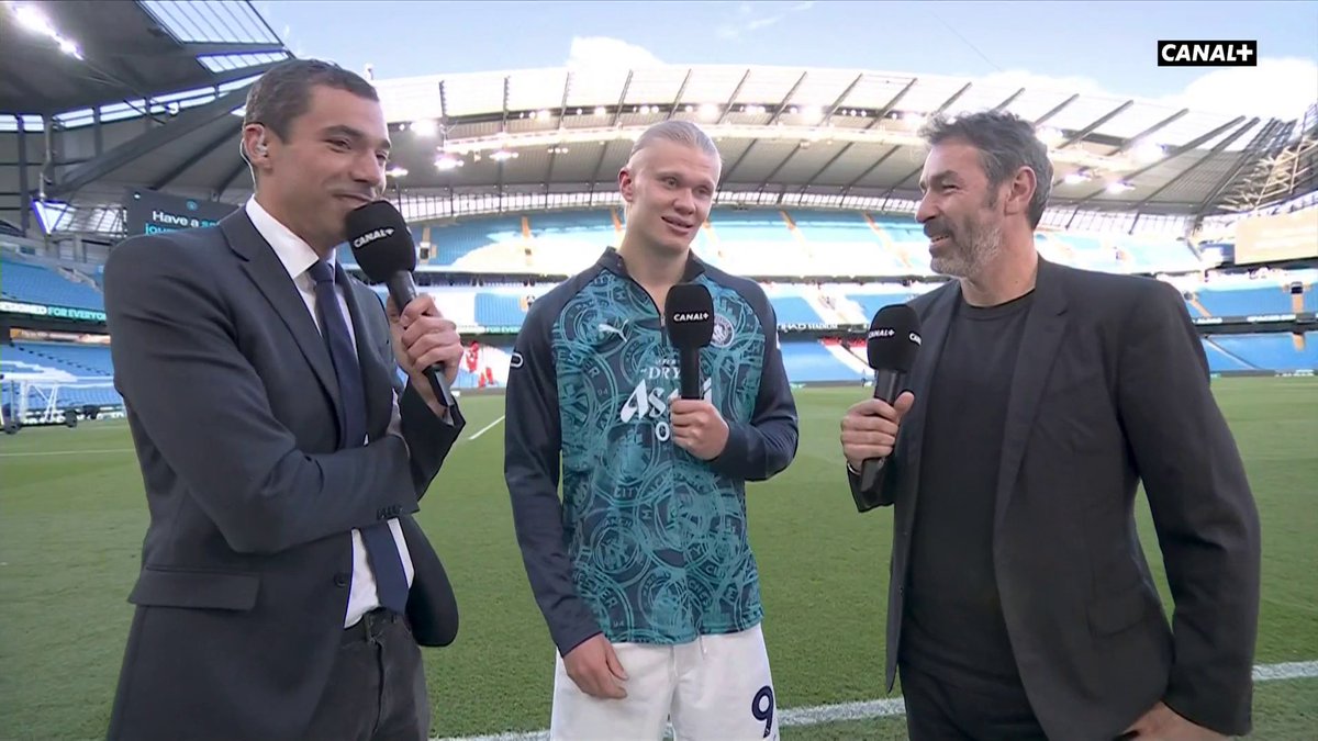 Erling Haaland 🇳🇴 est tombé sous le charme de Rayan Cherki 🇫🇷. 😁😭