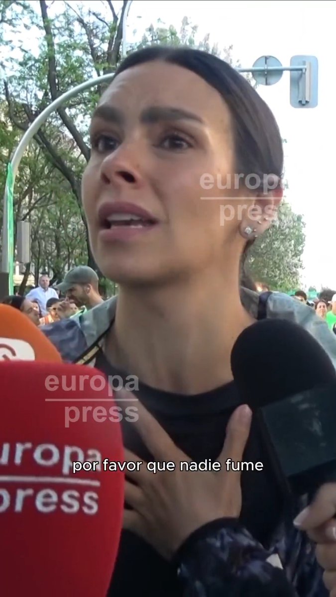 Cristina Pedroche pide a los jóvenes que no fumen: "Con toda la información que hay, por favor, que nadie fume"