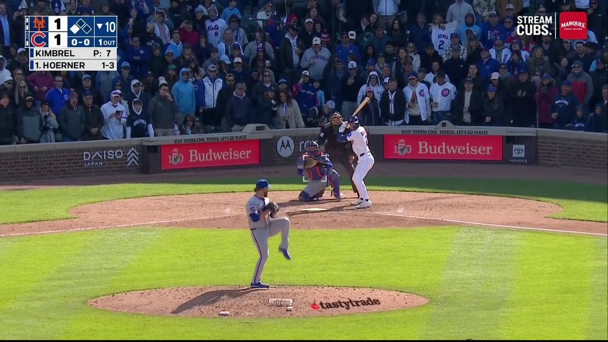CUBS WALK IT OFF!