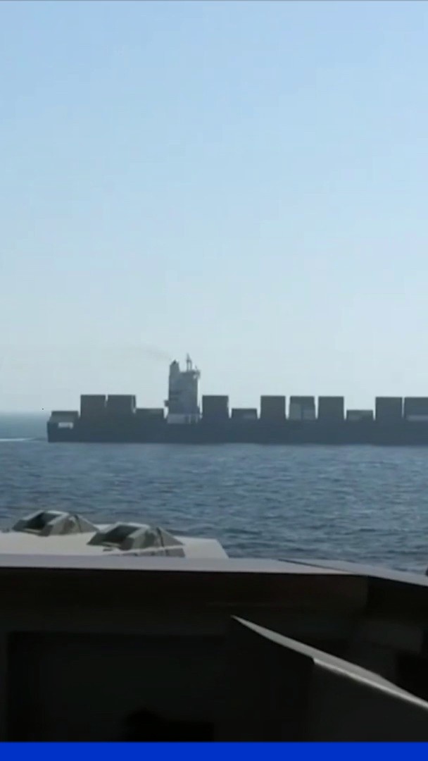 Golfe d'Oman: les images de l'interception du navire iranien par la marine américaine