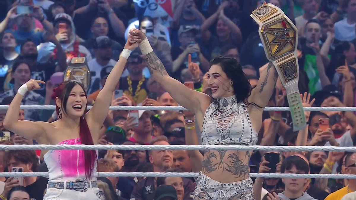 MAMI IS THE NEW WWE WOMEN'S CHAMPION!!! 🏆 A fourth World Title for RheaRipley_WWE! Stream #WrestleMania LIVE RIGHT NOW on the ESPN app! ➡️