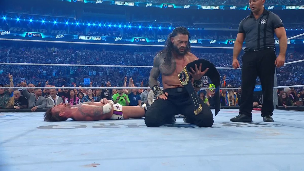 Roman Reigns es el nuevo Campeón Mundial Pesado ☝️😤🏅🏵️ #WrestleMania