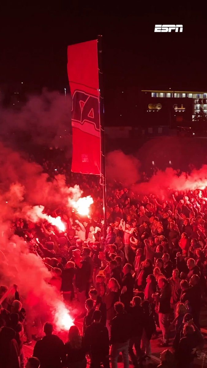 AZ heeft Alkmaar in vuur en vlam gezet 🏆🔥