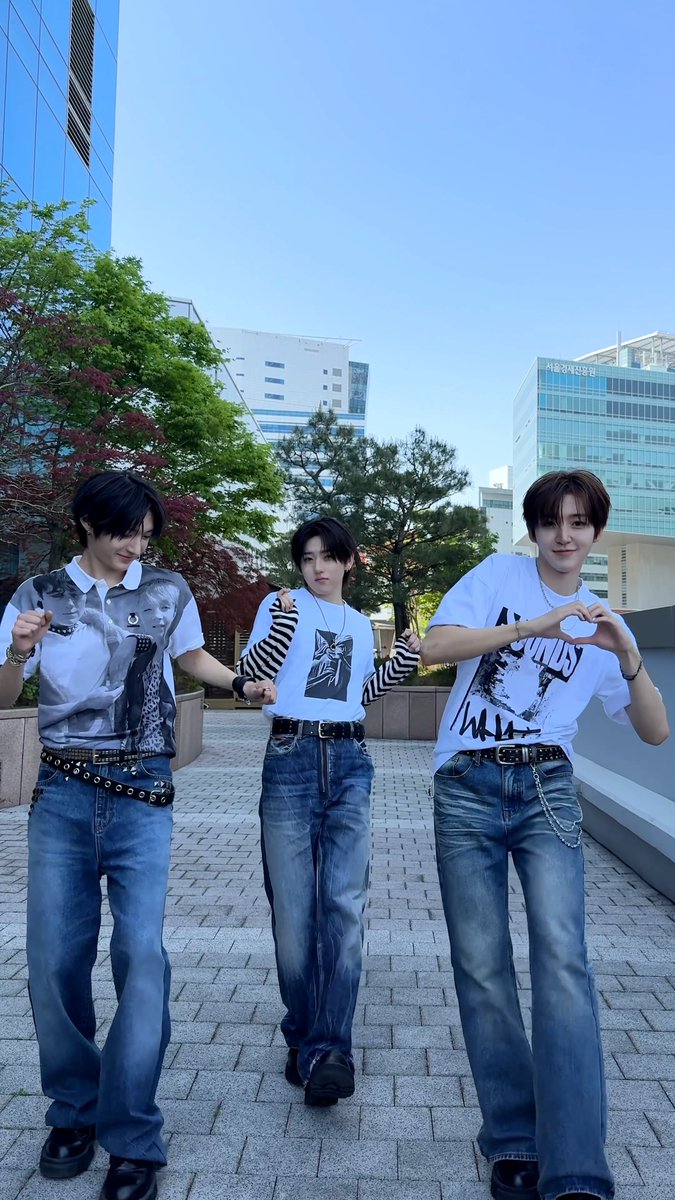 1๏ธโฃ 2๏ธโฃ 3๏ธโฃ 4๏ธโฃ โ KickFlip The 4th Mini Album "My First Kick" 2026.04.06 6PM (KST) Release! #ํฅํ๋ฆฝ #KickFlip #My_First_Kick #๋์๊ฑฐ์ฌ๋ฆฌ๊ณ ์ถ์ด