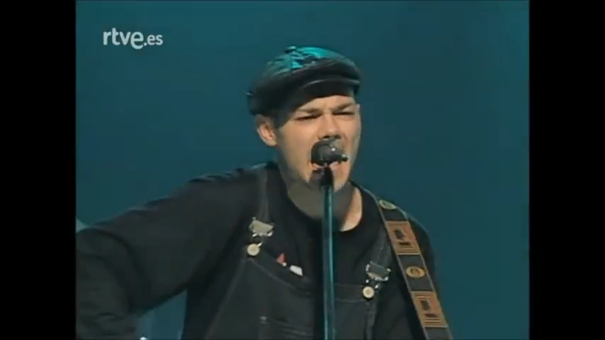 20 de abril del 90. Hola Chata, ¿cómo estás? ¿Te sorprende que te escriba? Así todos los #20Abril, desde que escuchamos el tema de Celtas Cortos en este Rockopop -->