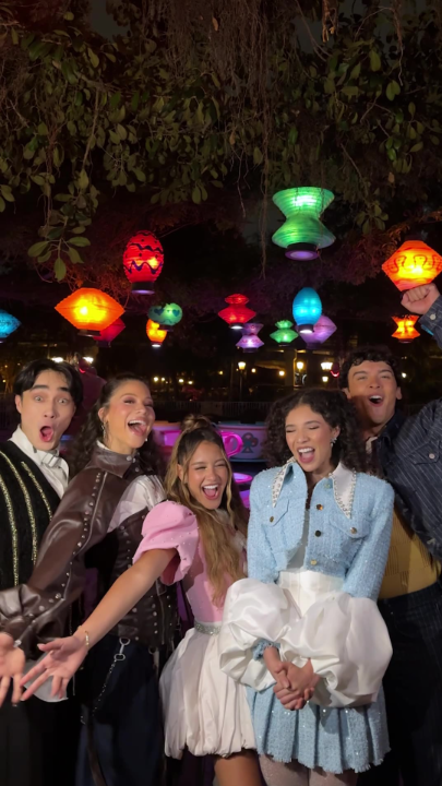 Tonight = perfect ✨ Don’t miss a special Disneyland Park Version of a new Descendants: #WickedWonderland song on American Idol Disney Night! Watch American Idol LIVE tonight at 8/7c on ABC and Disney+ and next day on Hulu.