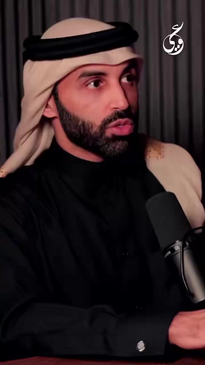 قال : "القرآن منهاج حياة" فهاجمه الغوغاء السطحيين وأنصاف المتعلمين! إنه الشاب القطري البروفيسور نايف بن نهار من مفكري الأمة المستنيرين المتحدثين عن ضميرها وهمومها .. ومن أروع ماقاله : "نحن لسنا أمة "إقرأ " كما يُشاع! بل نحن أمة {إقرأ بسم ربك الذي خلق} أمة القراءة الربانية التي تربط المخلوق بالخالق ..الخالق الذي يهدي وأنشأ هذا الكون، قراءة ممتدة من الوحي بعيدا عن المادة". باللهِ لَفظُكَ هذا ســالَ مِنْ عَسـلٍ أَمْ قد صَبَبتَ على أفواهِنـا العَسَــلا