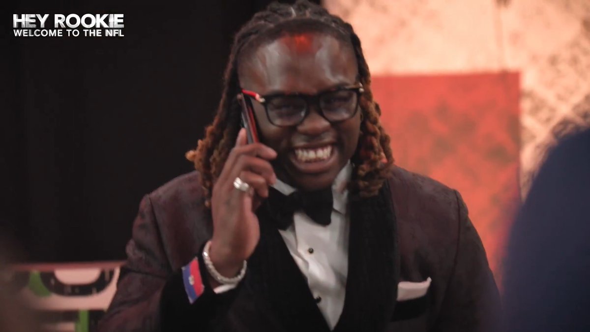"Las Vegas Raiders nation baby!" The phone call that made Deuce 2️⃣'s NFL dream come true last year 🖤