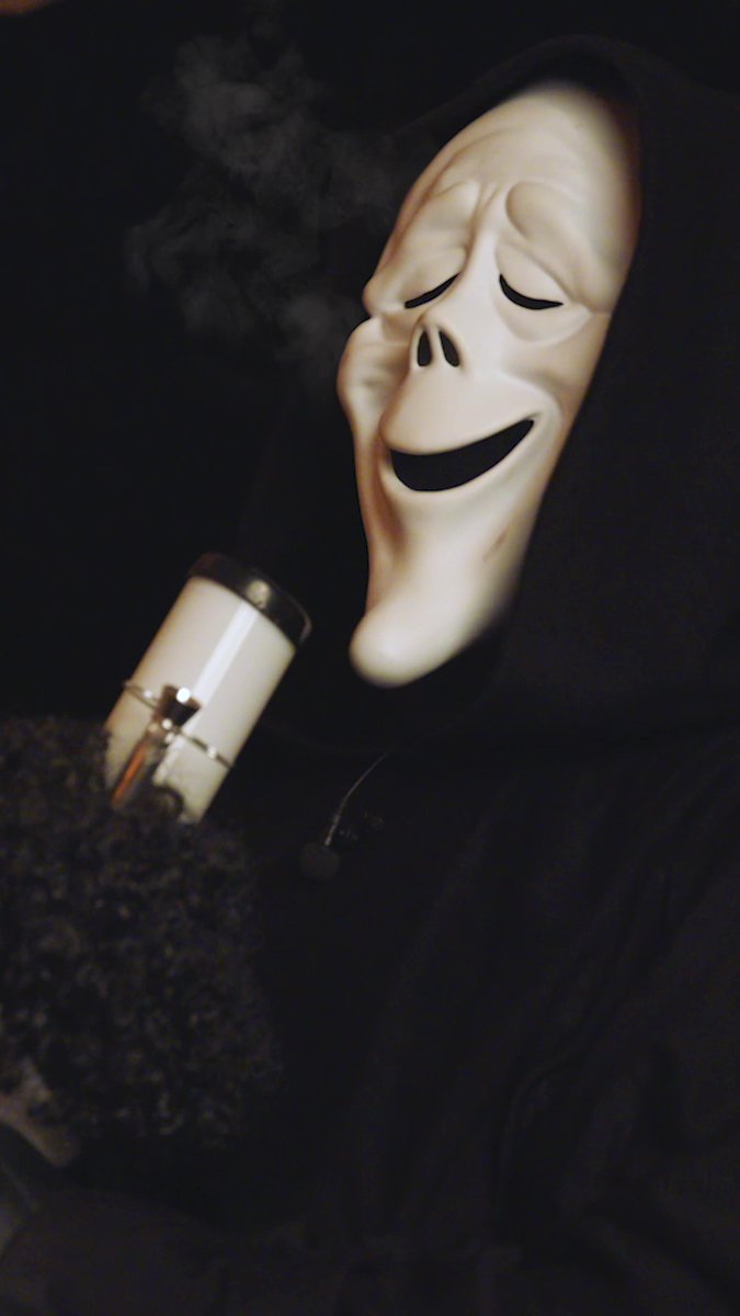 to put it bluntly, happy 4/20. #scarymovie #wakeandbake