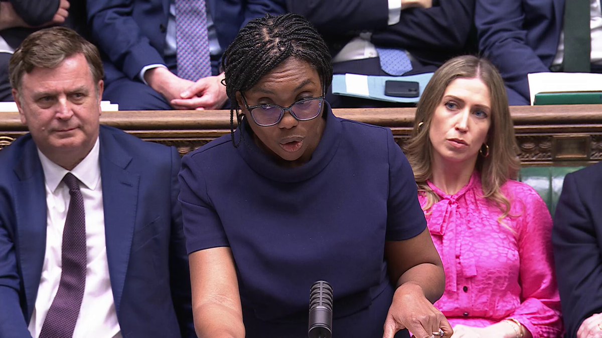 Our @skynews exclusive about Simon Case formally advising the PM to hold vetting pre-appointment came up repeatedly in the Commons today. Here's what was said - and Starmer's response