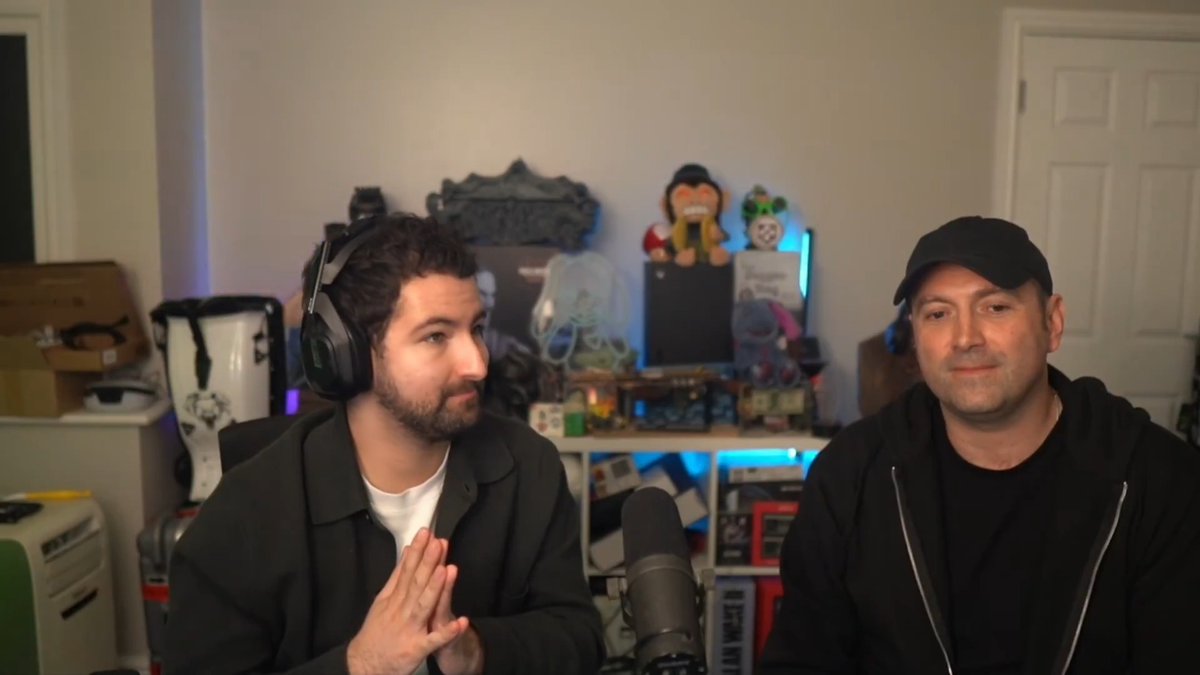 Jason Blundell has given MrDalekJD an EXCLUSIVE hint about an Unsolved Black Ops 4 Zombies Easter Egg: 💥 "Here is my hint: Sometimes to get the best message in life, its about a choice of perspective."