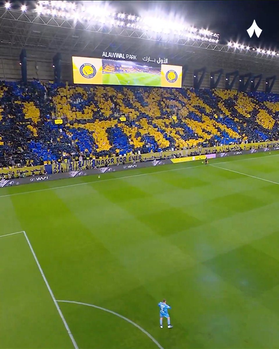 🚨🚨🚨🚨 الاسطورة كريستيانو رونالدو للاعبين : نلعب في منزلنا ، والملعب ممتلئ بالكامل فلنلعب بكل قوتنا💛