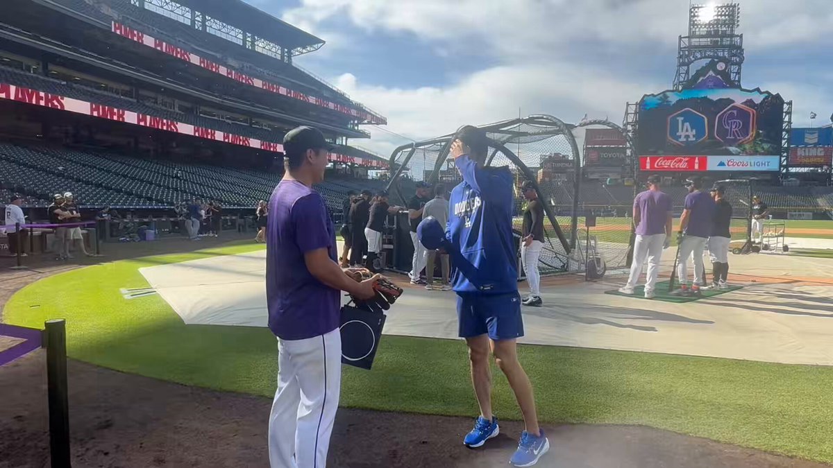 #ロッキーズ #菅野智之 投手⚾️ #ドジャース #佐々木朗希 投手も挨拶に🤝 #Rockies #Dodgers