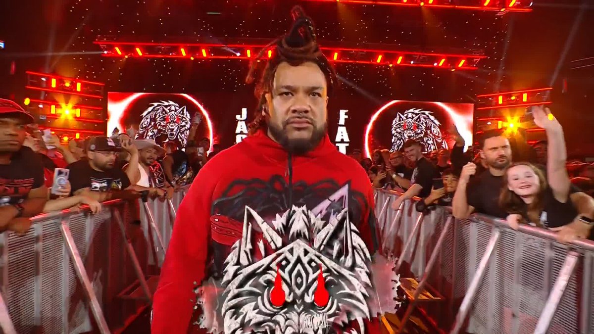 FATUUUUUUUU! The Usos and Roman Reigns weren't expecting to see Jacob Fatu! 😱 #RawAfterMania