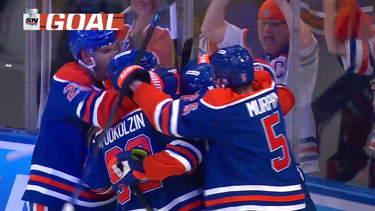 KASPERI KAPANEN GETS HIS OWN REBOUND!!! 😆 #StanleyCup It's 2-0 for the Edmonton Oilers! 🇺🇸: ESPN 2 🇨🇦: Sportsnet & TVA Sports