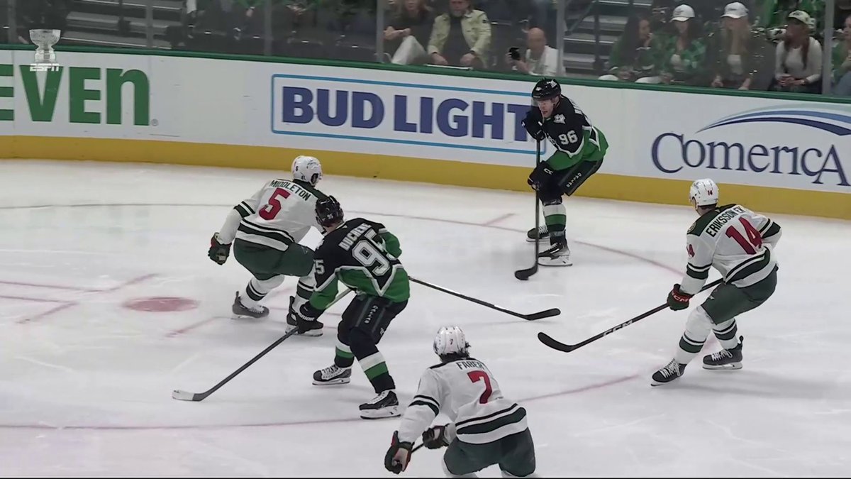 MATT DUCHENE GIVES DALLAS THE LEAD! 🤠 #StanleyCup 🇺🇸: ESPN 🇨🇦: Sportsnet & TVA Sports 2
