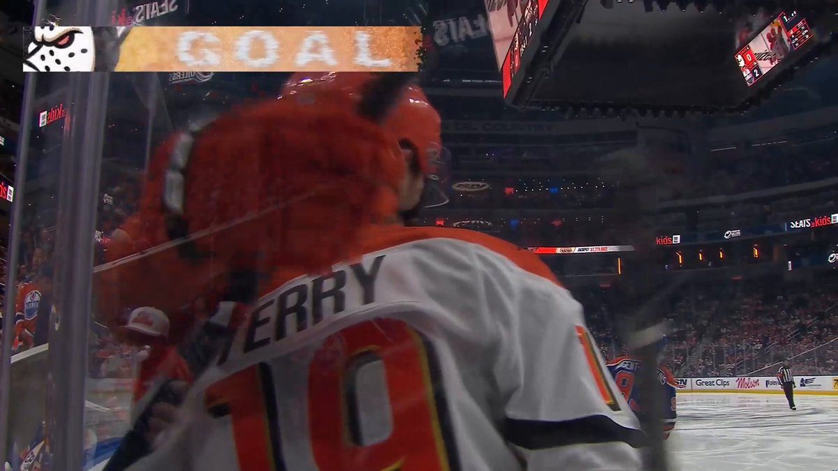 Troy Terry scores 19 seconds into the second to put the Anaheim Ducks on the board! 🧡 #StanleyCup 🇺🇸: ESPN 2 🇨🇦: Sportsnet &amp; TVA Sports