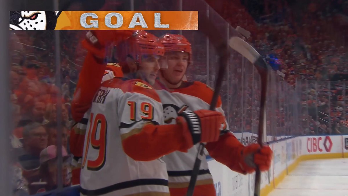 LEO CARLSSON'S FIRST #STANLEYCUP PLAYOFF GOAL!!! 🔥 🇺🇸: ESPN 2 🇨🇦: Sportsnet & TVA Sports