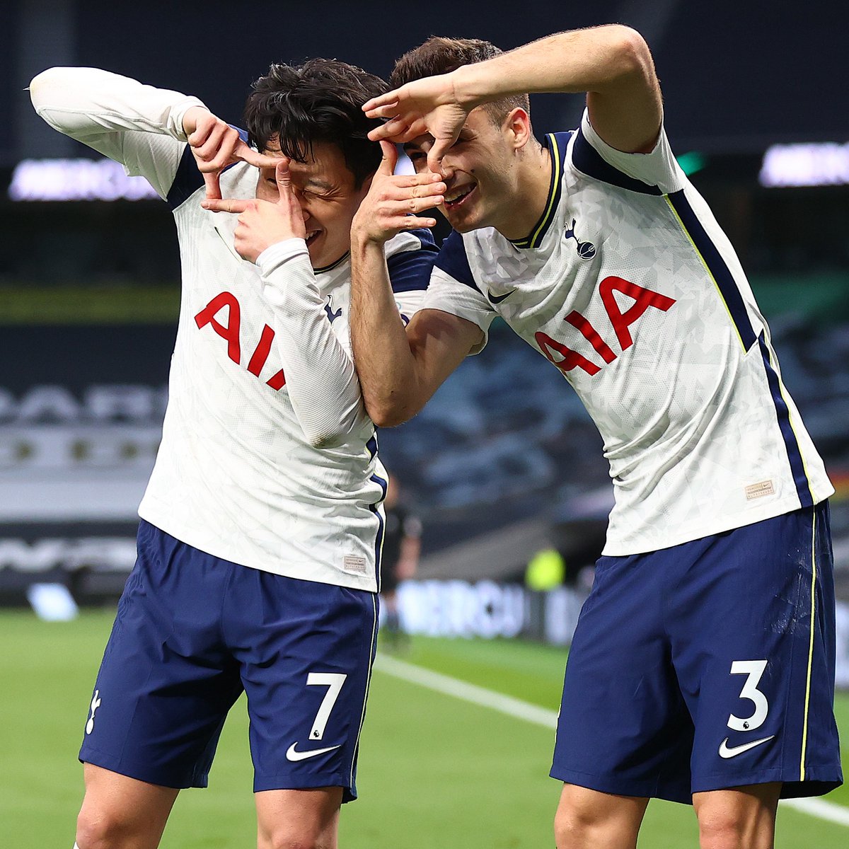 📆 On this day, in 2021, #thfc came from behind to beat Southampton in Ryan Mason’s first game in charge of the Club as a 29-year-old! 🤍 ⚽️ Gareth Bale [60’] ⚽️ Heung-Min Son [90’] Social Experiment FC.