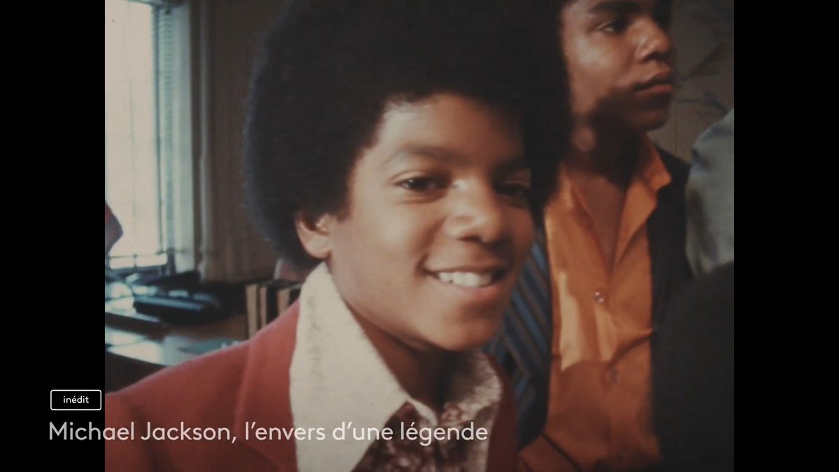 Le génie, les controverses et les tragédies qui ont façonné la légende de Michael Jackson. À l'occasion de la sortie de son biopic au cinéma, découvrez une série-documentaire inédite disponible dès maintenant sur notre plateforme : "Michael Jackson, l'envers d'une légende".